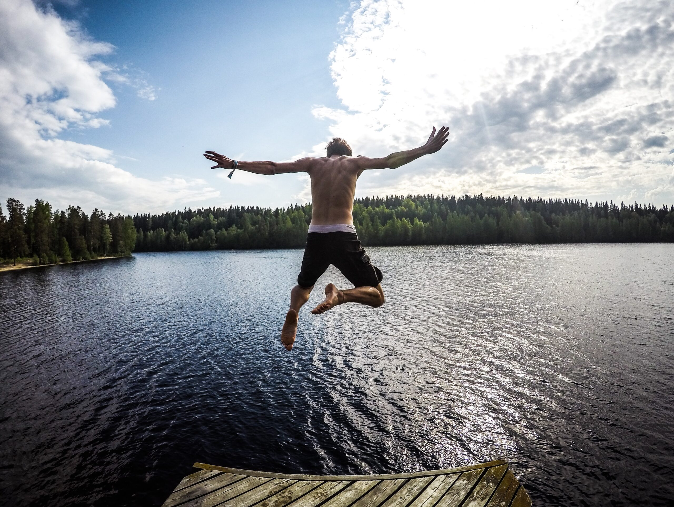 Hike the Bears Trail, enjoy your Everyman’s right and sleep under the stars. A not-so-ultimate guide to Finnish wilderness.
