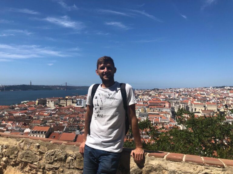Developer's perspective: how I travel and work remote
